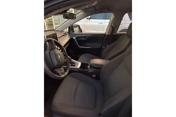 $27669 : Toyota RAV4 2024 XLE 4dr SUV image 7