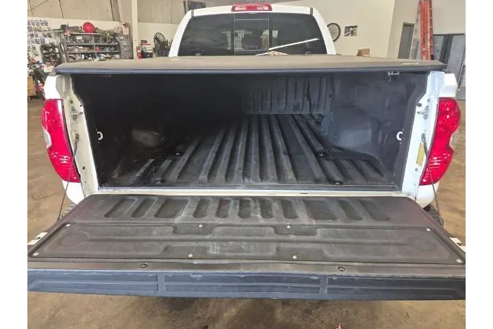 $37488 : Toyota Tundra 2021 4x4 SR 4d image 8