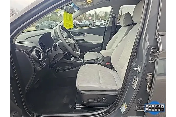 $18758 : Hyundai KONA 2023 AWD SEL 4d image 9