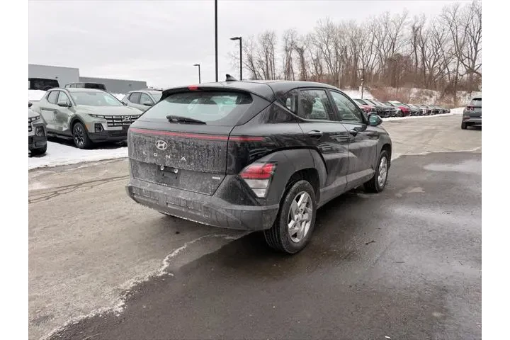 $18750 : Hyundai KONA 2024 AWD SE 4dr image 3