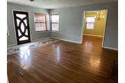 $1600 : CENTRICA COMODA CASA FAMILIAR thumbnail