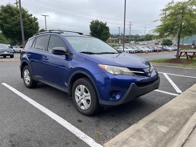 $14225 : PRE-OWNED 2014 TOYOTA RAV4 LE image 2