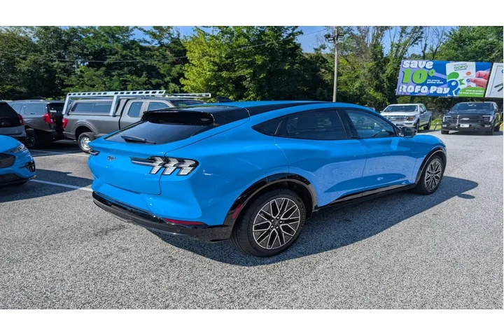 $31250 : Ford Mustang Mach-E 2024 AWD image 7
