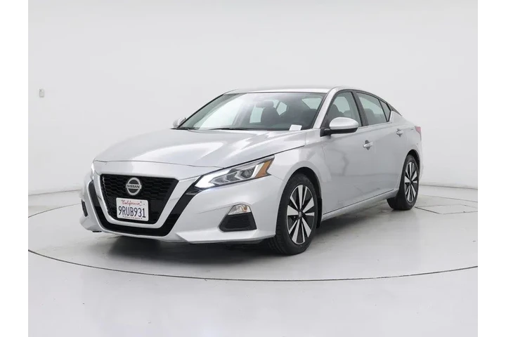 $18998 : Nissan Altima 2021 2.5 SV 4d image 4