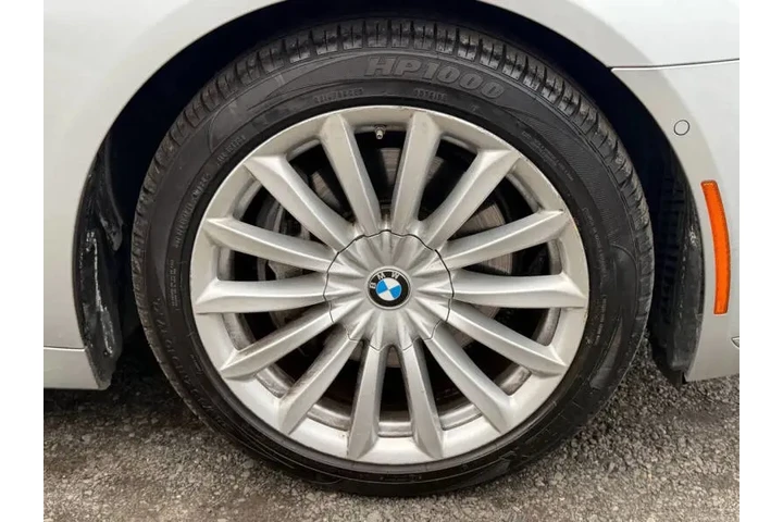 $11990 : 2017 BMW 7 Series 740i image 10