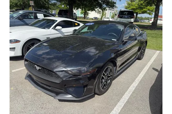 $19750 : Ford Mustang 2018 EcoBoost 2 image 2