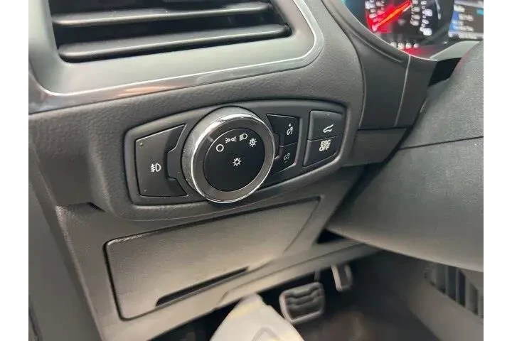 $27822 : Ford Edge 2023 AWD ST 4dr Cr image 9