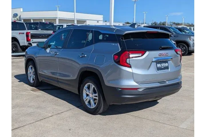 $20844 : GMC Terrain 2024 SLE 4dr SUV image 5