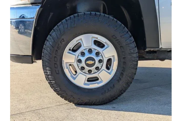 $13995 : Chevrolet Silverado 2500HD 2 image 10