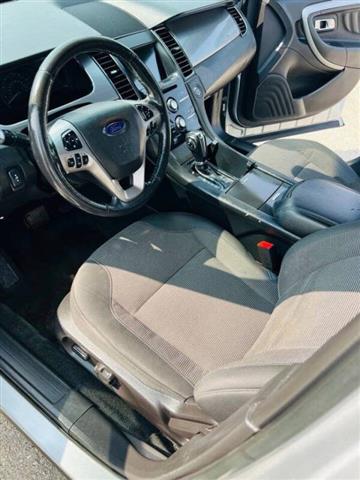 $8900 : 2016 Taurus SEL image 5