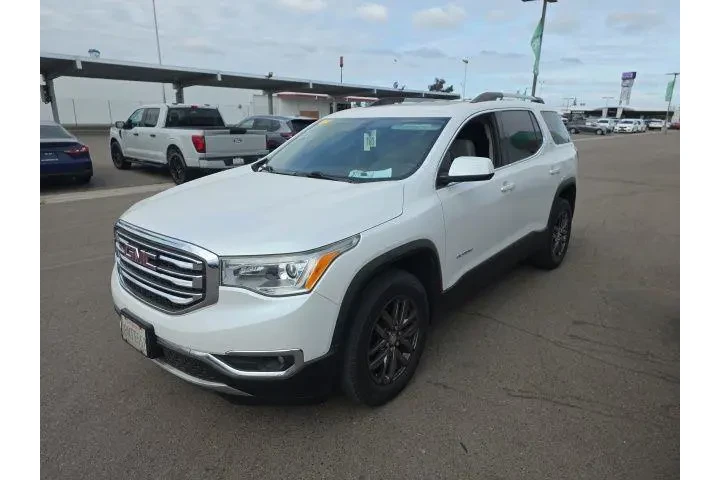 $13900 : GMC Acadia 2017 4x4 SLT-1 4d image 3