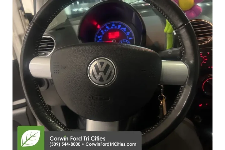 $7999 : Volkswagen New Beetle 2008 T image 9