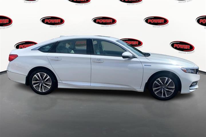 $22895 : Used 2018 Accord Hybrid Touri image 6