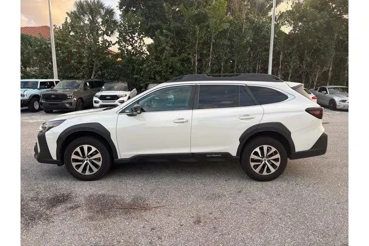 $23670 : Subaru Outback 2023 AWD Prem image 4