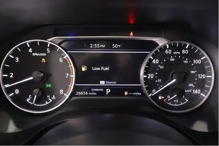 $23138 : Nissan Rogue 2024 SV 4dr Cro image 4