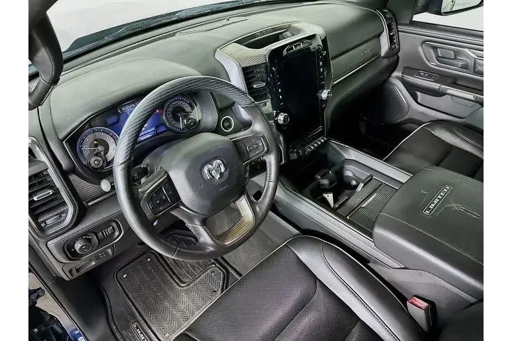 $36329 : Ram 1500 2020 4x4 Limited 4d image 2