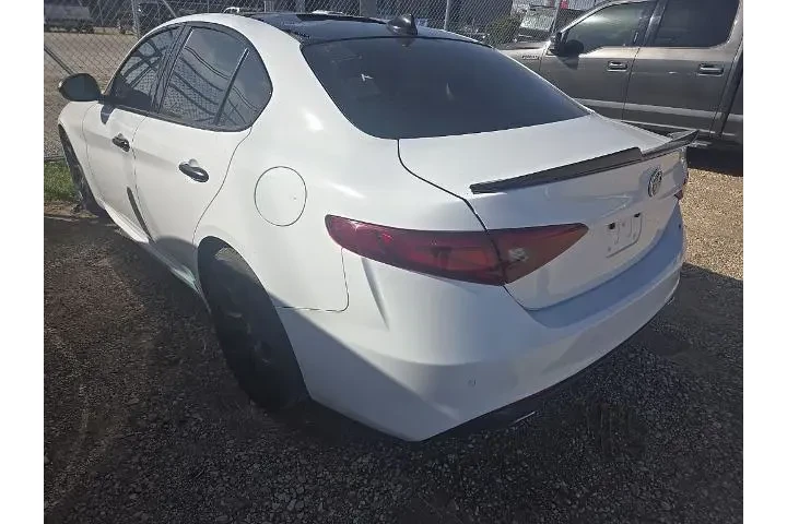 $19373 : Alfa Romeo Giulia 2021 Sprin image 2