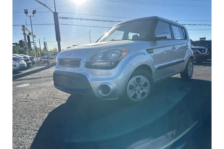 2012 Soul image 3