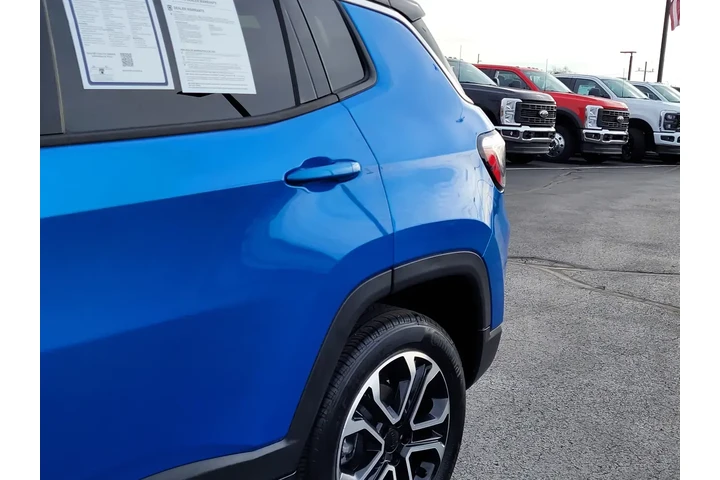 $26000 : Jeep Compass 2024 4x4 Limite image 10