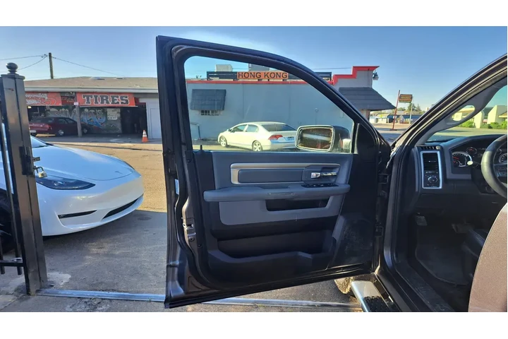 $17993 : Ram 1500 2016 4x4 Big Horn 4 image 3