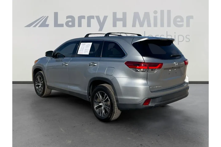 $24994 : Toyota Highlander 2019 LE 4d image 3