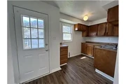 $525 : Rental property with 1 bedro thumbnail