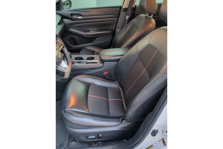 $16792 : Nissan Altima 2021 2.5 SR 4d image 6