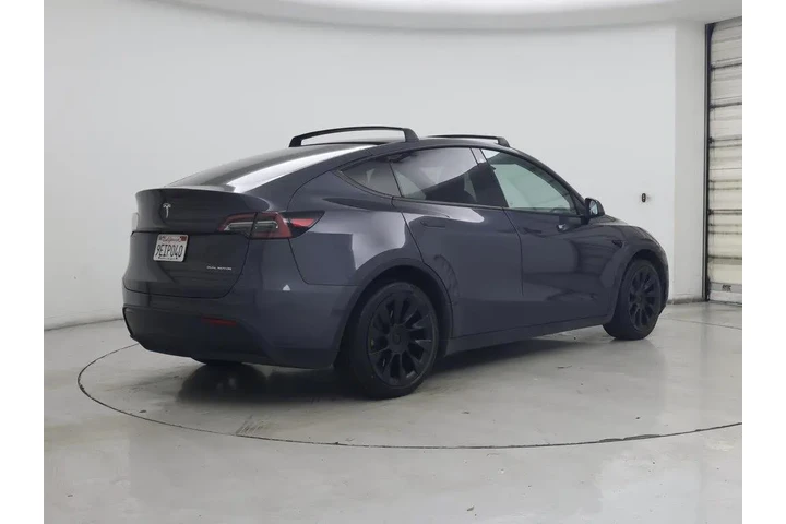 $37998 : Tesla Model Y 2023 AWD Long image 8