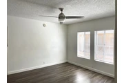 $1395 : Remodeled Studios in Koreatown thumbnail