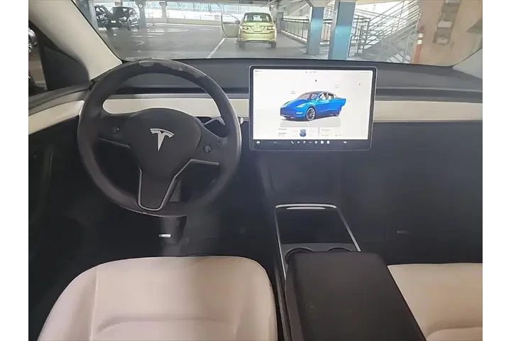 $28499 : Tesla Model Y 2023 AWD Long image 5