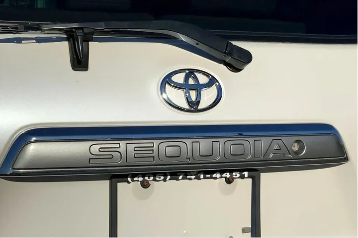$17888 : Toyota Sequoia 2015 4x4 Plat image 9