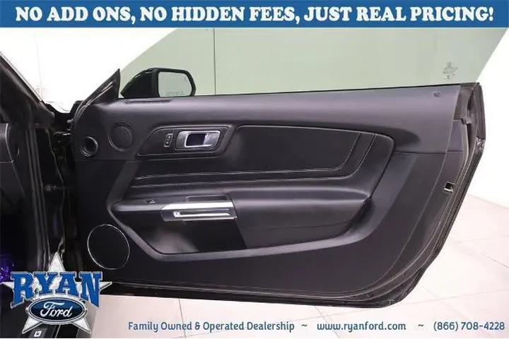 Ford Mustang 2019 GT Premium image 9