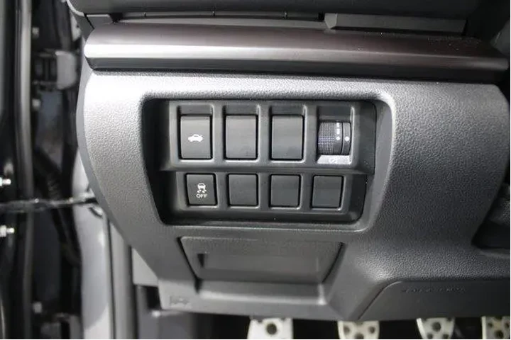 $28998 : Subaru WRX 2023 AWD Limited image 8