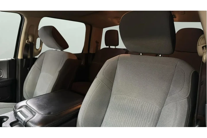 $38957 : Ram 3500 2019 4x4 Big Horn 4 image 6