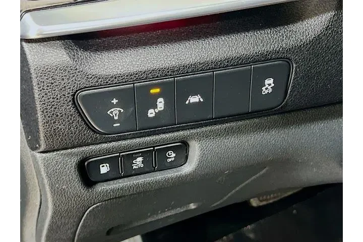 $17987 : Kia Niro Plug-In Hybrid 2022 image 10