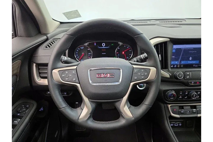 $32998 : GMC Terrain 2024 AWD Denali image 10