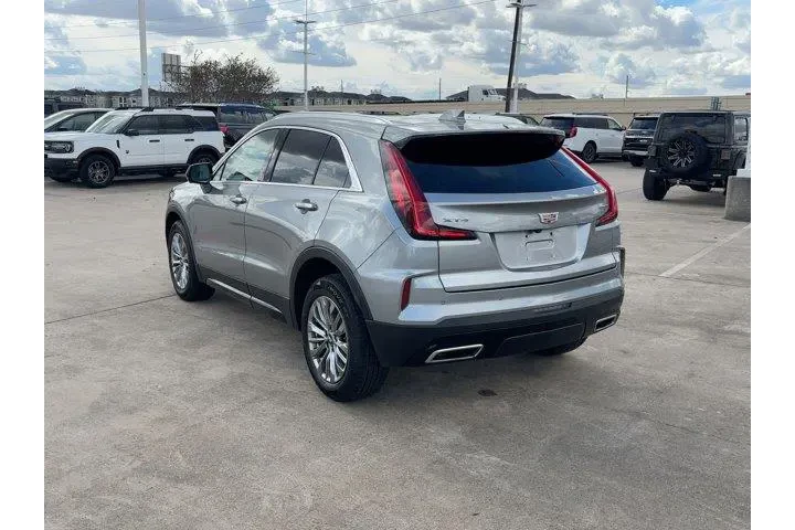 $33499 : Cadillac XT4 2025 Premium Lu image 5