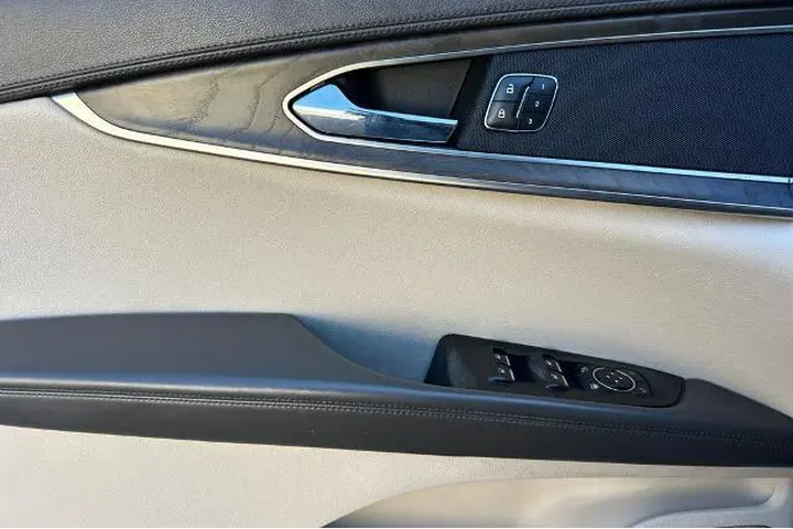 $13950 : Lincoln MKX 2018 Select 4dr image 6