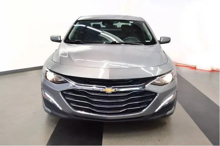$16994 : Chevrolet Malibu 2024 LT 4dr image 3