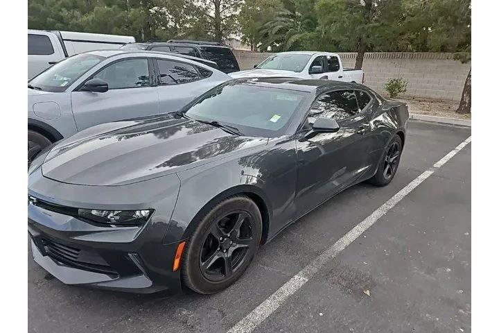 $15901 : Chevrolet Camaro 2016 LT 2dr image 1
