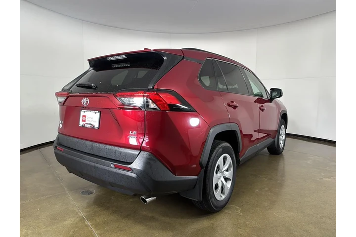 $26183 : Gold Certified 2020 RAV4 LE image 9