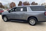 $59895 : 2021 Suburban LT SUV V-8 cyl thumbnail