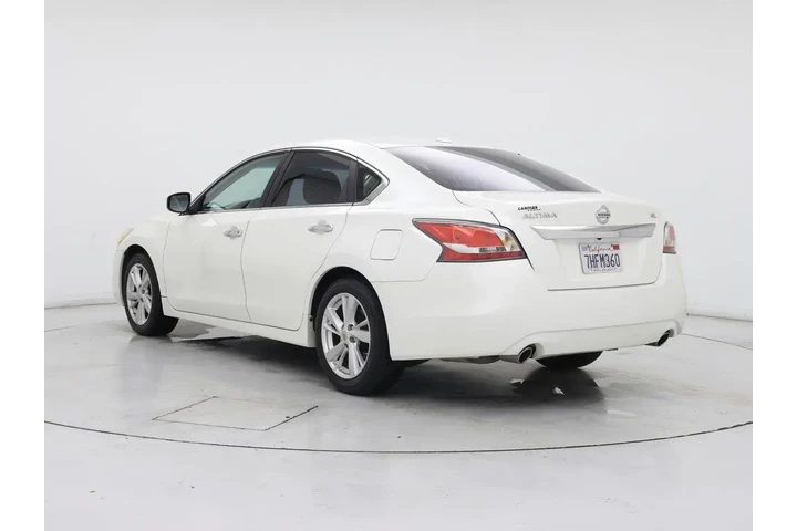 $12998 : Nissan Altima 2015 2.5 SL 4d image 2