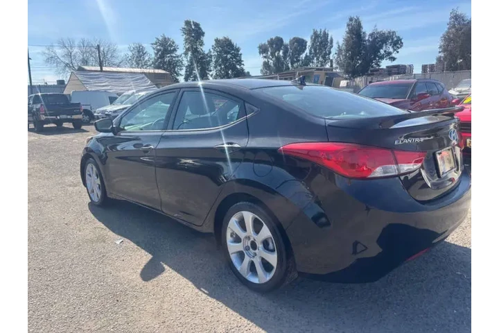 $6999 : 2013 Elantra Limited image 8