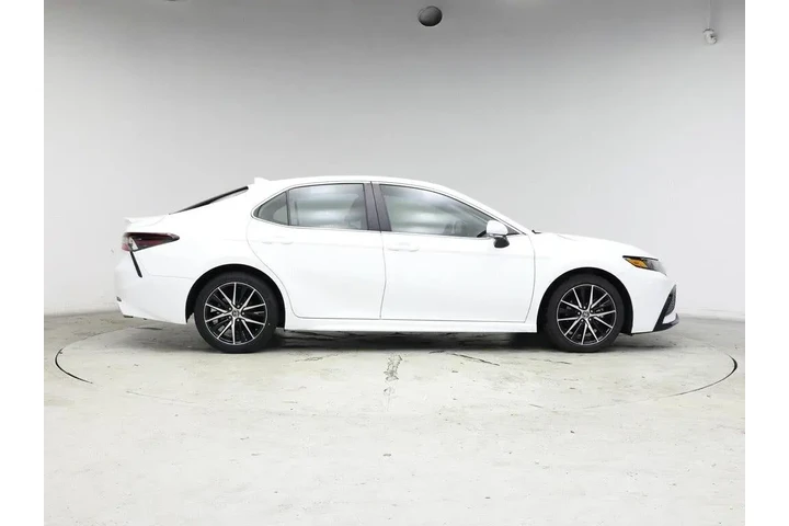 $25998 : Toyota Camry 2023 SE 4dr Sed image 7