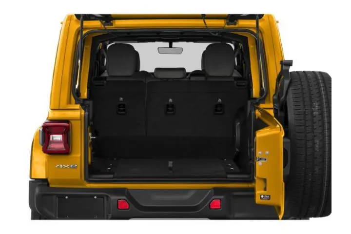 $30995 : Jeep Wrangler 2023 4x4 Sahar image 9