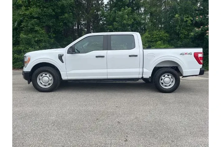 $31137 : Ford F-150 2022 4x4 XL 4dr S image 4