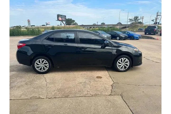 $11900 : Toyota Corolla 2018 SE 4dr S image 6