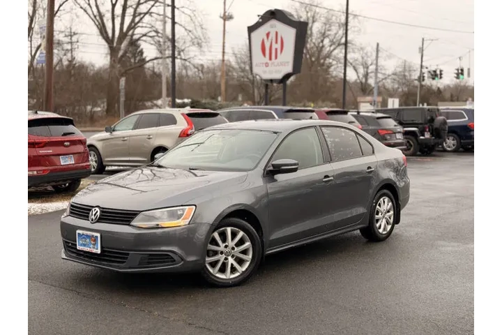 $7750 : 2012 Jetta SE image 1