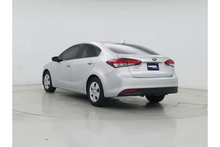 $10599 : Kia Forte 2017 LX 4dr Sedan image 2